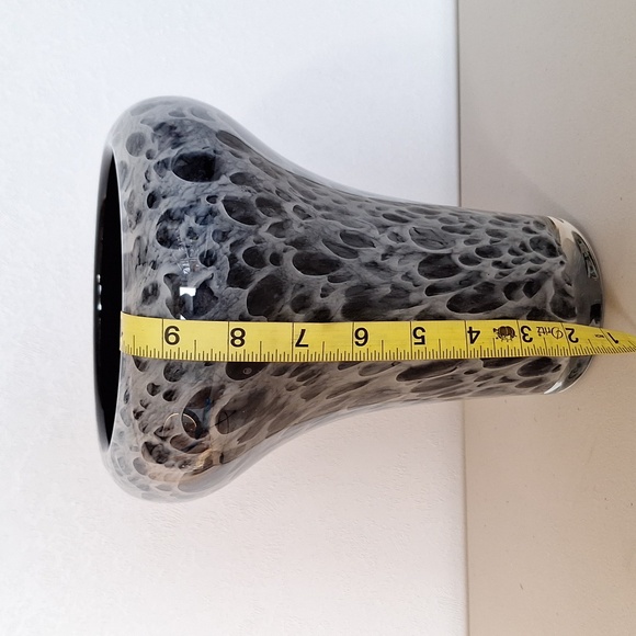 #AFA Handbolwn glass vase heavy and  thick - Picture 3 of 8